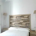 Hotel Mariam House *