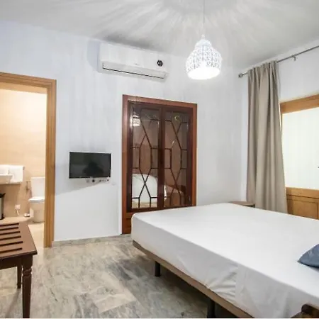 Mariam House Hotel Cadix