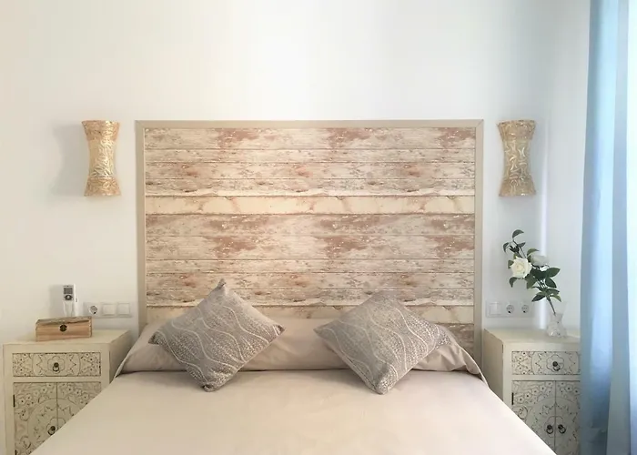 Mariam House Hotel *